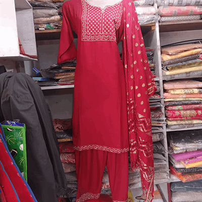 Red Kurtha Set